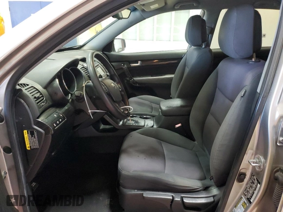 2013 Kia Sorento LX with VIN 5XYKTCA61DG422833, listed as a Copart auction lot 49278495 with 66,587 mi miles and Salvage Title. Bid and sale history available at carsss.com. Image 7.