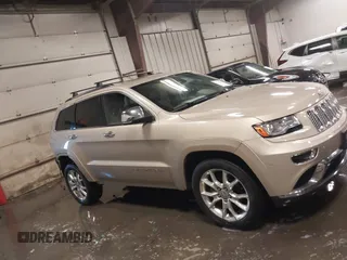 2015 Jeep Grand Cherokee Summit with VIN 1C4RJFJG5FC918837, listed as a IAAI auction lot 41126436 with 155,516 mi miles. Bid and sale history available at carsss.com. Image 14.