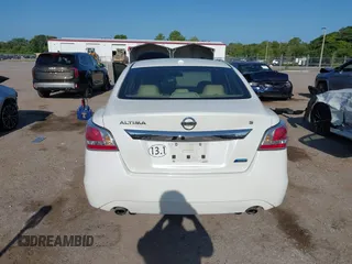 2014 Nissan Altima S with VIN 1N4AL3AP9EC187369, listed as a IAAI auction lot 42101760 with 173,899 mi miles and . Bid and sale history available at DreamBid. Image 16.