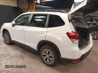 2020 Subaru Forester Premium with VIN JF2SKAJC3LH413653, listed as a IAAI auction lot 42480690 with 70,474 mi miles and . Bid and sale history available at DreamBid. Image 3.