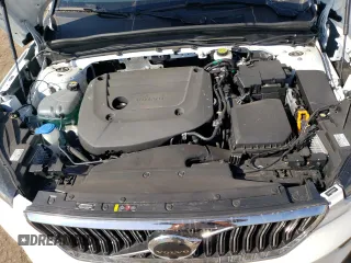 2023 Volvo XC40 Ultimate Bright Theme с VIN YV4L12UA5P2001018, выставлен на аукционе Copart как лот 44428554 с пробегом 7 463 миль миль и . История ставок и продаж доступна на DreamBid. Изображение 12.