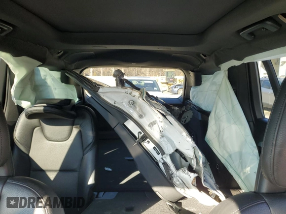 2018 Volvo XC90 Momentum with VIN YV4102XK8J1216159, listed as a Copart auction lot 87468144 with 63,860 mi miles and Salvage Title. Bid and sale history available at carsss.com. Image 10.