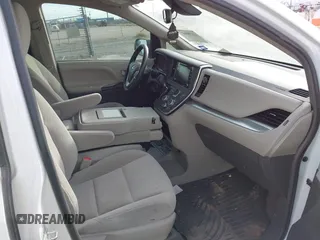 2019 Toyota Sienna LE Auto Access Seat with VIN 5TDKZ3DC0KS970290, listed as a IAAI auction lot 41350933 with 81,473 mi miles and . Bid and sale history available at DreamBid. Image 5.