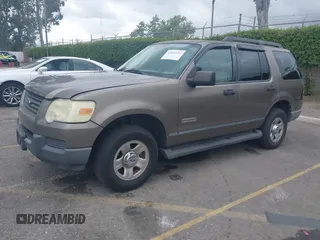 2006 Ford Explorer XLS с VIN 1FMEU62E26UA55326, выставлен на аукционе IAAI как лот 42056921 с пробегом 123 323 миль миль и . История ставок и продаж доступна на DreamBid. Изображение 2.