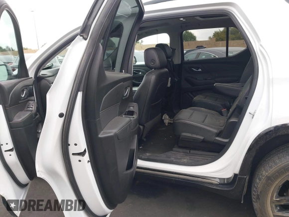 2020 Chevrolet Traverse Premier with VIN 1GNEVKKWXLJ120947, listed as a IAAI auction lot 42078271 with 123,911 mi miles. Bid and sale history available at carsss.com. Image 8.