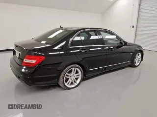 2012 Mercedes-Benz C 250 Sport с VIN WDDGF4HB4CR212965, выставлен на аукционе Copart как лот 62350735 с пробегом 72 722 миль миль и Чистый • Clean title. История ставок и продаж доступна на DreamBid. Изображение 3.