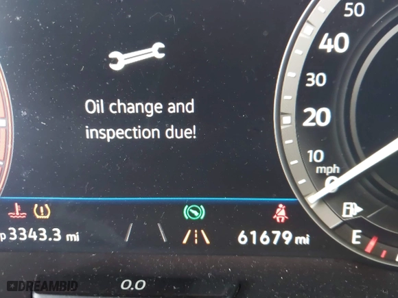 2018 Volkswagen Tiguan Wolfsburg Edition with VIN 3VV5B7AX7JM154967, listed as a IAAI auction lot 41433312 with 61,679 mi miles. Bid and sale history available at carsss.com. Image 15.