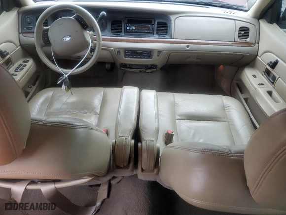 2005 Ford Crown Victoria LX with VIN 2FAFP74W85X136047, listed as a Copart auction lot 82915244 with 155,495 mi miles and Non Repairable. Bid and sale history available at carsss.com. Image 8.
