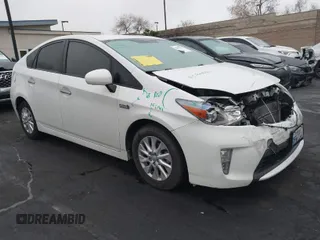 2014 Toyota Prius с VIN JTDKN3DP3E3057821, выставлен на аукционе IAAI как лот 41880152 с пробегом 84 000 миль миль и . История ставок и продаж доступна на DreamBid. Изображение 1.