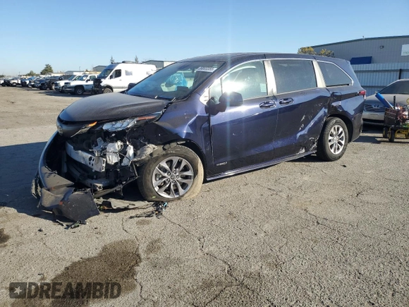 2021 Toyota Sienna LE with VIN 5TDKRKEC6MS013416, listed as a Copart auction lot 89003355 with 93,169 mi miles and Salvage title. Bid and sale history available at DreamBid. Image 1.