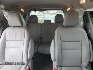 2017 Toyota Sienna XLE с VIN 5TDDZ3DC2HS164002, выставлен на аукционе Copart как лот 57118585 с пробегом 49 991 миль миль и Списание • Salvage title. История ставок и продаж доступна на DreamBid. Изображение 10.