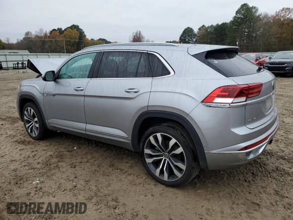2022 Volkswagen Atlas SEL Premium R-Line with VIN 1V2FE2CA8NC205856, listed as a Copart auction lot 83979724 with 66,060 mi miles and Salvage title. Bid and sale history available at DreamBid. Image 2.