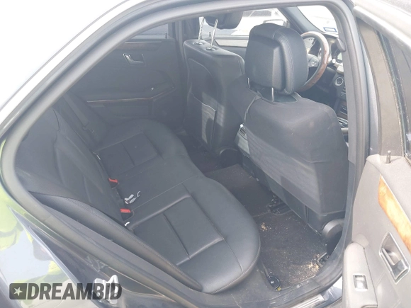2010 Mercedes-Benz E 350 Luxury with VIN WDDHF5GBXAA259635, listed as a IAAI auction lot 41913711 with 125,485 mi miles and . Bid and sale history available at DreamBid. Image 8.