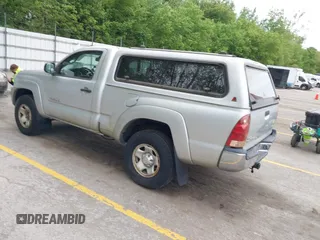 2006 Toyota Tacoma z VIN 5TEPX42N56Z256038, wystawiony jako IAAI lot #42290164 z przebiegiem 263 291 mil mil oraz . Historia ofert i sprzedaży dostępna na DreamBid. Obrazek 3.