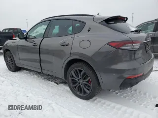 2022 Maserati Levante Modena S with VIN ZN661ZUM1NX407217, listed as a Copart auction lot 87682625 with 13,940 mi miles and Clean Title. Bid and sale history available at carsss.com. Image 2.