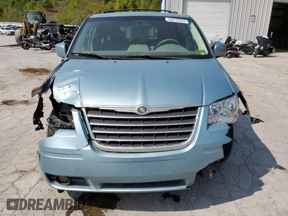 2010 Chrysler Town & Country Touring with VIN 2A4RR5D19AR254112, listed as a Copart auction lot 68232254 with 191,291 mi miles and Salvage Title. Bid and sale history available at DreamBid. Image 5.