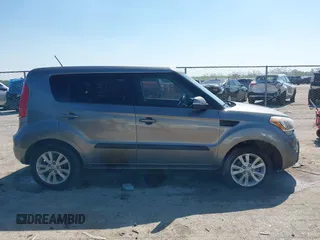 2012 Kia Soul + with VIN KNDJT2A69C7386679, listed as a IAAI auction lot 41969598 with 319,595 mi miles. Bid and sale history available at carsss.com. Image 13.
