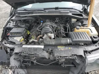 2005 Chrysler 300 C z VIN 2C3JA63H75H570025, wystawiony jako Copart lot #57563115 z przebiegiem 82 181 mil mil oraz Szkoda całkowita • Salvage title. Historia ofert i sprzedaży dostępna na DreamBid. Obrazek 11.