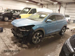 2016 Hyundai Tucson Limited with VIN KM8J33A27GU085639, listed as a IAAI auction lot 41733158 with 111,155 mi miles. Bid and sale history available at carsss.com. Image 20.