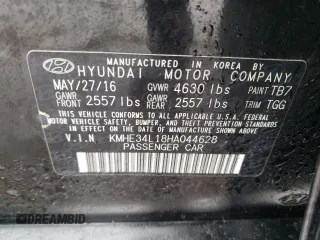 2017 Hyundai Sonata Hybrid Limited with VIN KMHE34L18HA044628, listed as a Copart auction lot 39342804 with 69,958 mi miles. Bid and sale history available at carsss.com. Image 12.