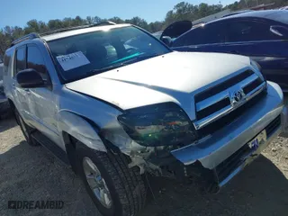2005 Toyota 4Runner SR5 with VIN JTEZU14R258028882, listed as a IAAI auction lot 41745577 with 251,256 mi miles. Bid and sale history available at carsss.com. Image 1.