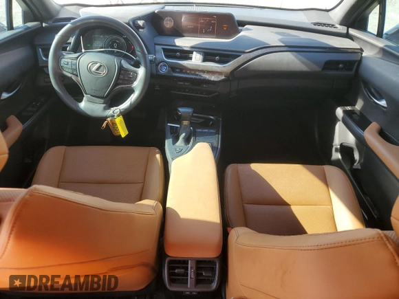 2021 Lexus UX 250h с VIN JTHP9JBH5M2041312, выставлен на аукционе Copart как лот 50294735 с пробегом 7 910 миль миль и Списание • Salvage title. История ставок и продаж доступна на DreamBid. Изображение 8.