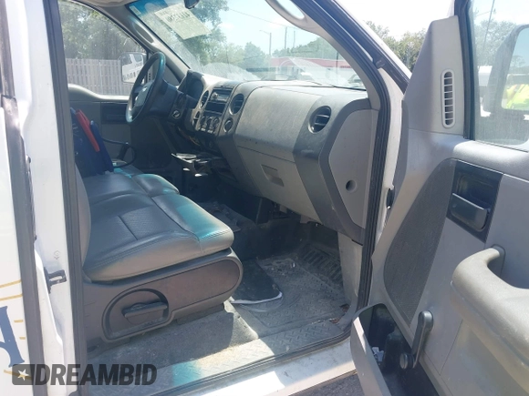 2006 Ford F-150 XL with VIN 1FTRF12206NB50700, listed as a IAAI auction lot 42137380 with 285,494 mi miles and . Bid and sale history available at DreamBid. Image 5.
