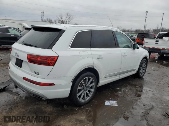 2018 Audi Q7 Premium Plus with VIN WA1LAAF7XJD023973, listed as a Copart auction lot 43811935 with 101,090 mi miles and Clean Title. Bid and sale history available at carsss.com. Image 3.
