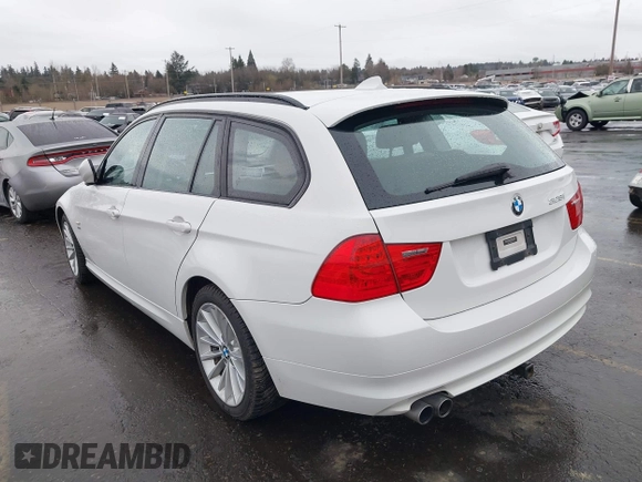 2012 BMW 3 Series 328i xDrive with VIN WBAUU3C50CA543357, listed as a IAAI auction lot 38635586 with 85,220 mi miles and . Bid and sale history available at DreamBid. Image 3.