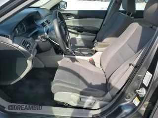 2011 Honda Accord LX z VIN 1HGCP2F32BA024983, wystawiony jako Copart lot #57940145 z przebiegiem 152 832 mil mil oraz Nie do naprawy • Non repairable. Historia ofert i sprzedaży dostępna na DreamBid. Obrazek 7.