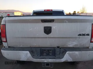2018 Ram 2500 Big Horn with VIN 3C6UR5DL6JG257631, listed as a IAAI auction lot 41385380 with 1 mi miles. Bid and sale history available at carsss.com. Image 15.