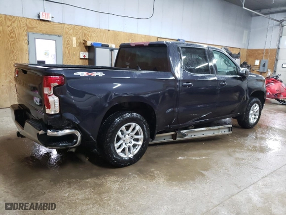 2022 Chevrolet Silverado 1500 LT with VIN 1GCPDKEK6NZ619259, listed as a Copart auction lot 47956135 with 16,790 mi miles and Non Repairable. Bid and sale history available at carsss.com. Image 3.