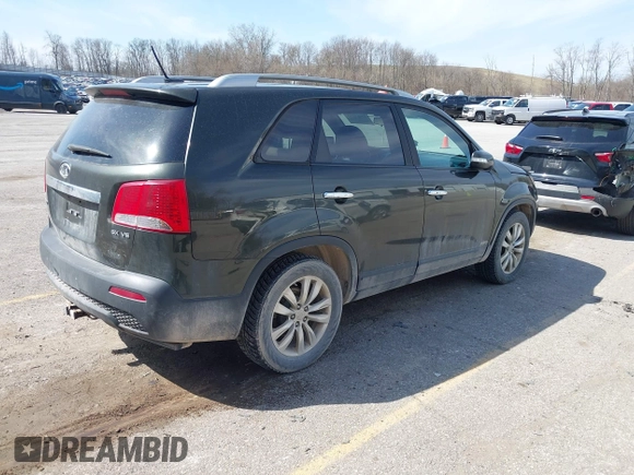 2011 Kia Sorento EX with VIN 5XYKUDA25BG118403, listed as a IAAI auction lot 42017215 with 166,421 mi miles. Bid and sale history available at carsss.com. Image 4.