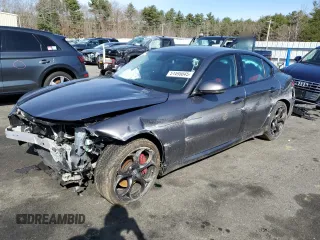 2017 Alfa Romeo Giulia Ti with VIN ZARFAEEN0H7541065, listed as a Copart auction lot 51495045 with 60,992 mi miles and Salvage Title. Bid and sale history available at carsss.com. Image 1.