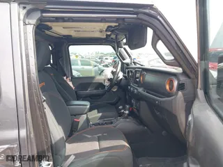 2022 Jeep Gladiator Mojave with VIN 1C6JJTEG5NL125968, listed as a IAAI auction lot 41654201 with 76,294 mi miles. Bid and sale history available at carsss.com. Image 5.