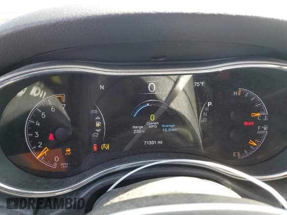 2017 Jeep Grand Cherokee Altitude z VIN 1C4RJFAG1HC895401, wystawiony jako Copart lot #53804045 z przebiegiem 71 331 mil mil oraz Szkoda całkowita • Salvage title. Historia ofert i sprzedaży dostępna na DreamBid. Obrazek 9.