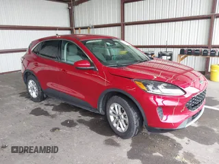2020 Ford Escape SE z VIN 1FMCU0G69LUC64063, wystawiony jako IAAI lot #42372430 z przebiegiem 102 762 mil mil oraz . Historia ofert i sprzedaży dostępna na DreamBid. Obrazek 1.