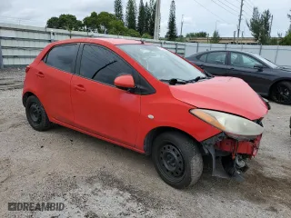 2014 Mazda Mazda2 Sport with VIN JM1DE1KY5E0174505, listed as a Copart auction lot 73222084 with 89,089 mi miles and Salvage Title. Bid and sale history available at carsss.com. Image 4.