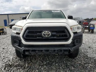 2020 Toyota Tacoma SR z VIN 5TFSX5EN4LX071140, wystawiony jako Copart lot #51860605 z przebiegiem 42 294 mil mil oraz Czysty tytuł • Clean title. Historia ofert i sprzedaży dostępna na DreamBid. Obrazek 5.
