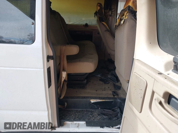 2010 Ford Econoline Passenger XL with VIN 1FBNE3BL4ADA18273, listed as a IAAI auction lot 42032816 with Not provided miles and . Bid and sale history available at DreamBid. Image 8.