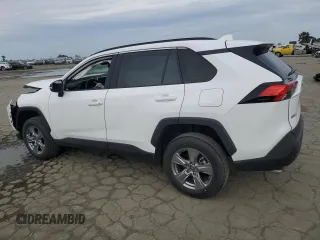 2025 Toyota RAV4 XLE with VIN 2T3W1RFV6SC310667, listed as a Copart auction lot 49924425 with 3,261 mi miles and Clean Title. Bid and sale history available at carsss.com. Image 2.