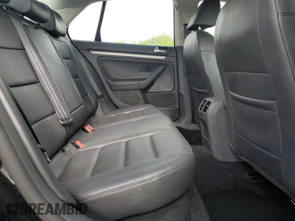 2009 Volkswagen Jetta SE с VIN 3VWRZ71K09M152289, выставлен на аукционе Copart как лот 56928795 с пробегом 103 347 миль миль и Списание • Salvage title. История ставок и продаж доступна на DreamBid. Изображение 10.