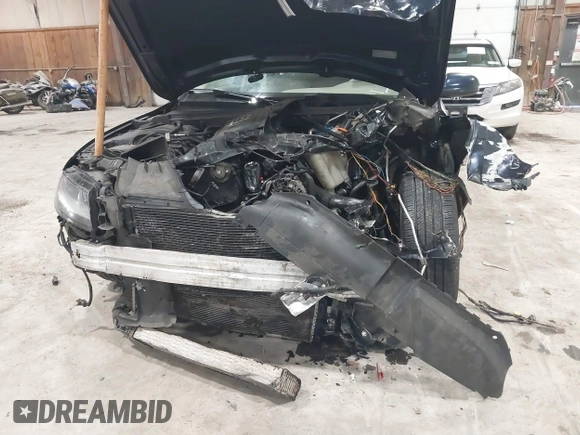 2010 Audi A4 2.0T Premium with VIN WAUBFAFL7AN038776, listed as a IAAI auction lot 41586188 with 114,923 mi miles. Bid and sale history available at carsss.com. Image 6.