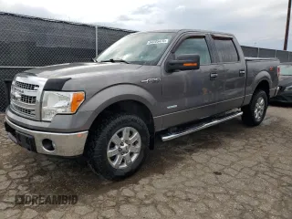 2014 Ford F-150 XL with VIN 1FTFW1ET2EFA73912, listed as a Copart auction lot 54205475 with 162,674 mi miles and Clean Title. Bid and sale history available at carsss.com. Image 1.