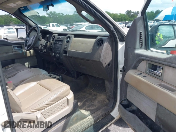 2010 Ford F-150 XL с VIN 1FTMF1CW0AKE21387, выставлен на аукционе IAAI как лот 42118390 с пробегом 231 861 миль миль и . История ставок и продаж доступна на DreamBid. Изображение 5.