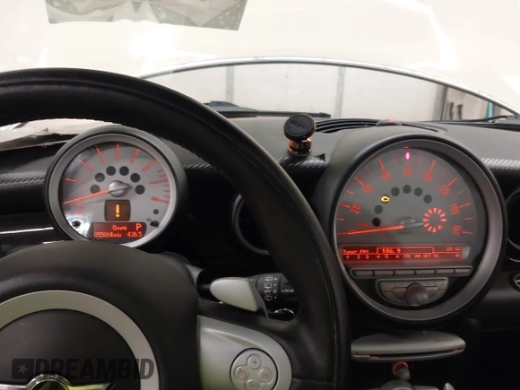 2010 MINI Hardtop S with VIN WMWMF7C50ATZ71884, listed as a IAAI auction lot 41731490 with 55,864 mi miles and . Bid and sale history available at DreamBid. Image 7.