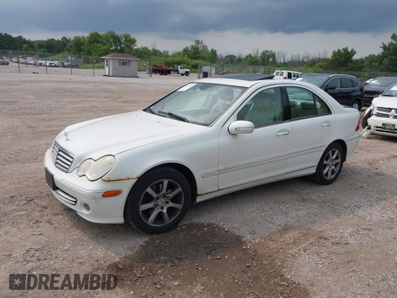 2007 Mercedes-Benz C 280 Luxury with VIN WDBRF92H97F885205, listed as a IAAI auction lot 41307476 with 122,203 mi miles and . Bid and sale history available at DreamBid. Image 2.