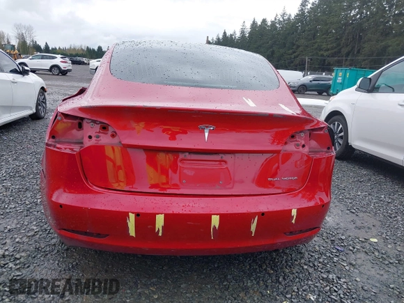 2018 Tesla Model 3 Long Range Battery z VIN 5YJ3E1EB2JF087823, wystawiony jako IAAI lot #41903609 z przebiegiem 69 749 mil mil oraz . Historia ofert i sprzedaży dostępna na DreamBid. Obrazek 17.