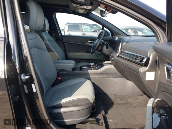 2023 Kia Sportage Plug-In Hybrid X-Line with VIN KNDPYDAH9P7027170, listed as a IAAI auction lot 41583963 with 15,276 mi miles. Bid and sale history available at carsss.com. Image 5.