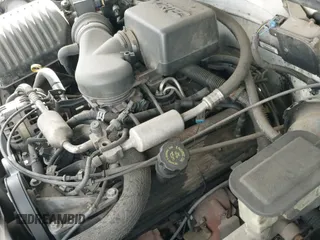 1999 Chevrolet Silverado 2500 с VIN 1GCGC24R4XF007387, выставлен на аукционе IAAI как лот 41788884 с пробегом 273 284 миль миль и . История ставок и продаж доступна на DreamBid. Изображение 18.